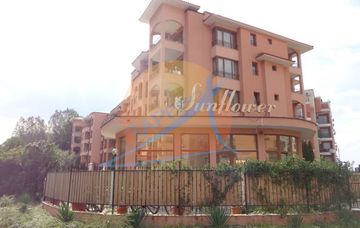 Słoneczny Brzeg, dwupokojowy, umeblowany z widokiem na basen, Akt 16, prąd dla gospodarstwa domowego, kompleks Sun Flower