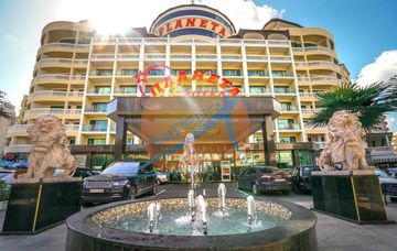 Słoneczny Brzeg, umeblowane studio, 50 metrów od plaży, kompleks całoroczny, niska opłata, Planeta