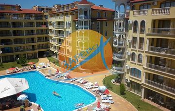 Sunny Beach, bright furnished three-room apartment with pool view, Summer Dreams