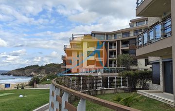 Sozopol, Lilie Piaskowe, pierwsza linia, widok na morze! Umeblowane dwie sypialnie w Sand Lillies, przy plaży Kavatsi